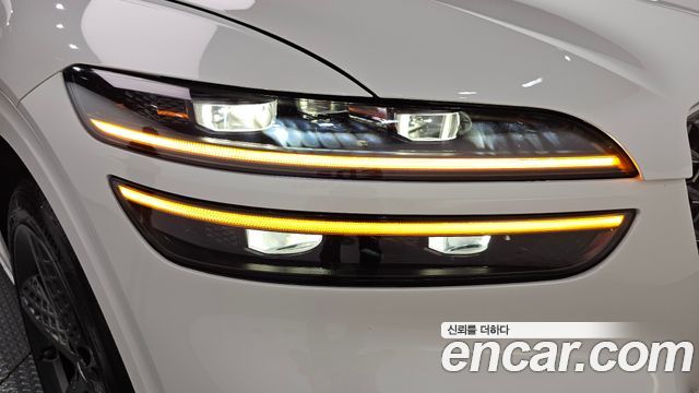 Genesis GV70 2021 — photo 8