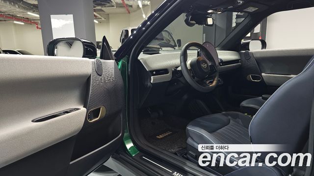Mini Cooper 2024 — photo 13