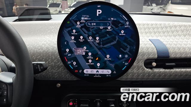 Mini Cooper 2024 — photo 20