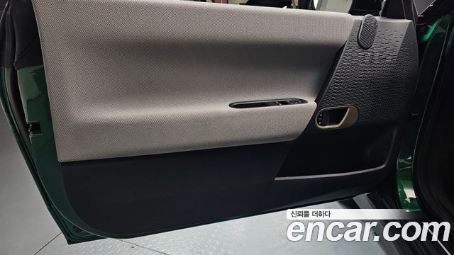 Mini Cooper 2024 — photo 15