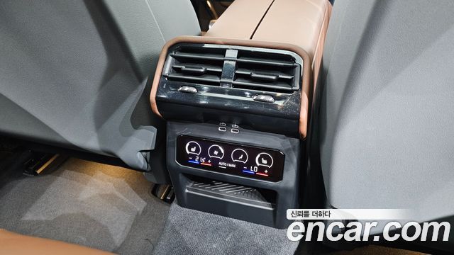 BMW 5-Series 2026 — photo 31