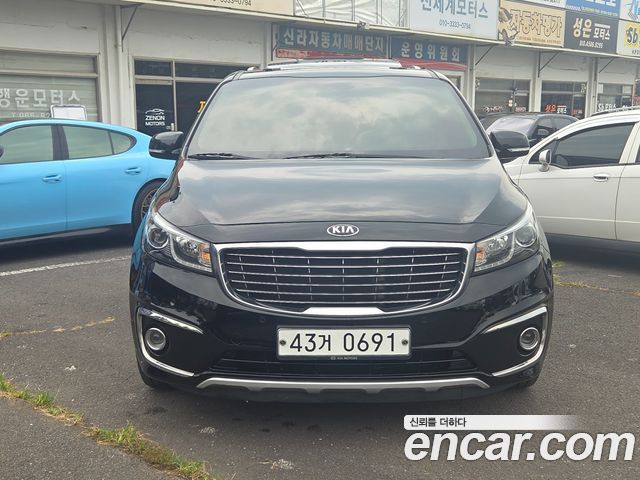 Kia Canival 2016 — photo 3