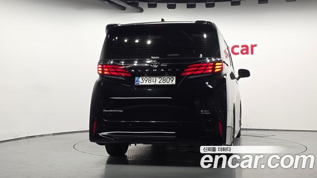 Toyota Alphard 2024 — photo 4