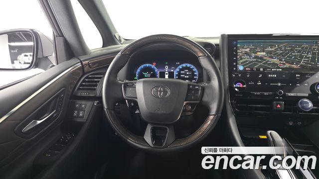 Toyota Alphard 2024 — photo 12