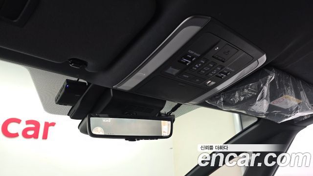 Toyota Alphard 2024 — photo 19