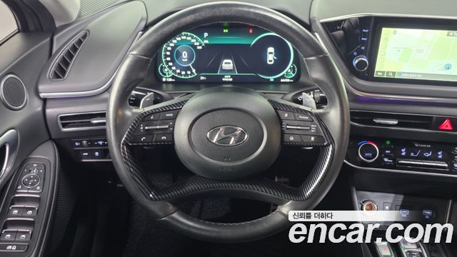 Hyundai Sonata 2022 — photo 19