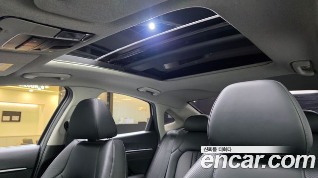 Hyundai Sonata 2022 — photo 24