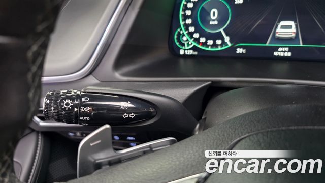 Hyundai Sonata 2022 — photo 36