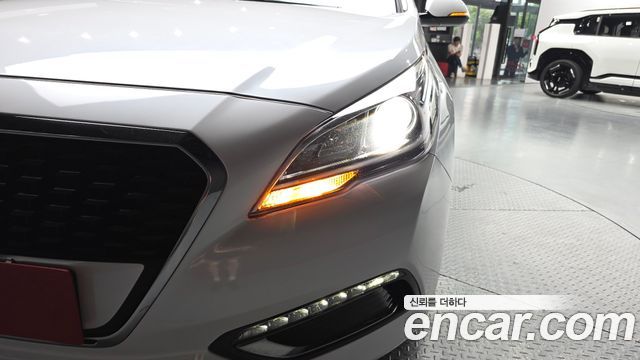 Hyundai Sonata 2016 — photo 8