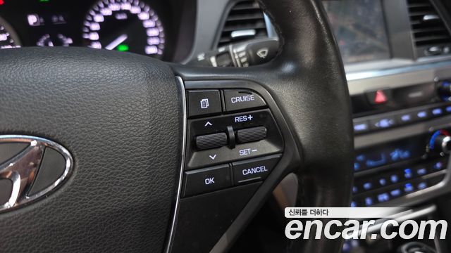 Hyundai Sonata 2016 — photo 27