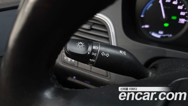 Hyundai Sonata 2016 — photo 30