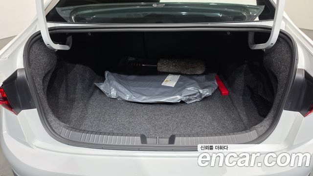 Volkswagen Jetta 2024 — photo 26