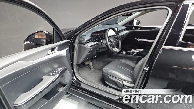 Kia K5 2025 — photo 10