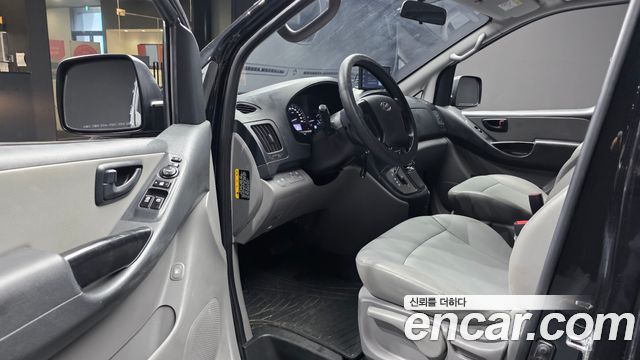 Hyundai Starex 2021 — photo 10