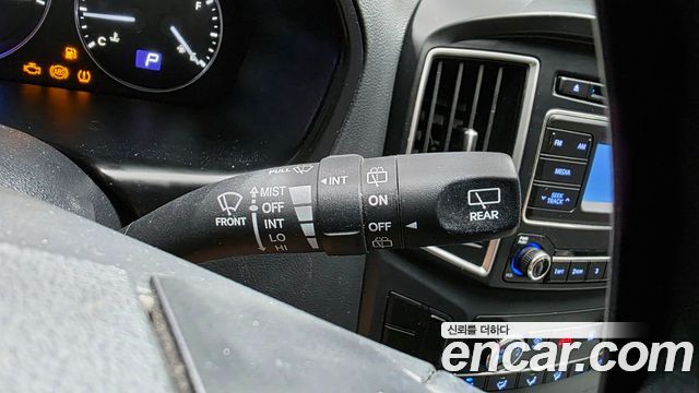 Hyundai Starex 2021 — photo 18