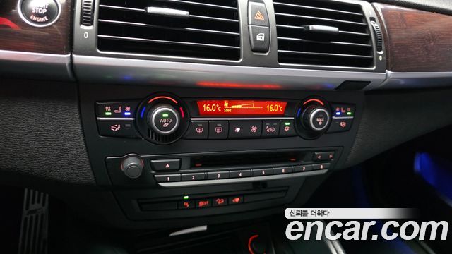 BMW X6 2012 — photo 16