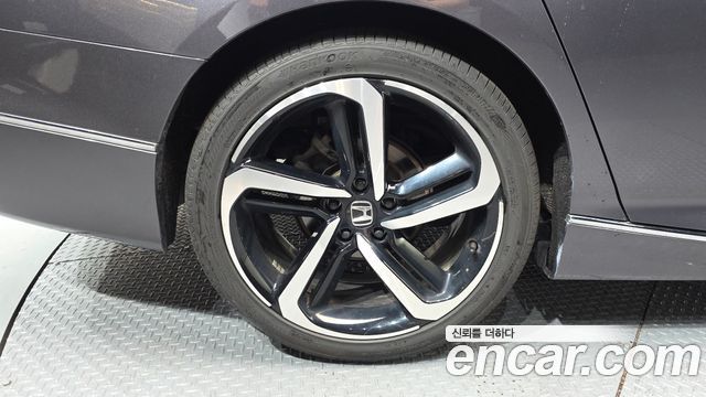 Honda Accord 2018 — photo 5