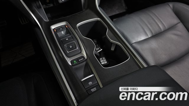 Honda Accord 2018 — photo 12