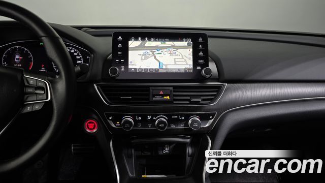 Honda Accord 2018 — photo 20