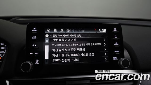 Honda Accord 2018 — photo 22