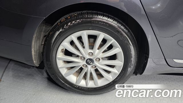 Kia K7 2020 — photo 5