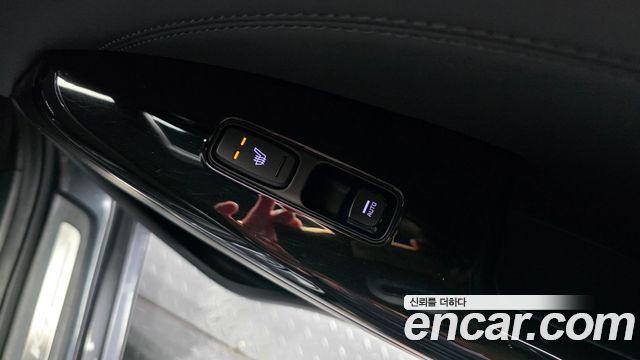 Kia K7 2020 — photo 24