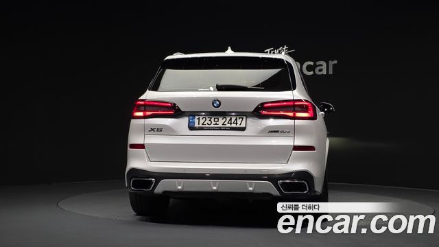 BMW X5 2021 — photo 4