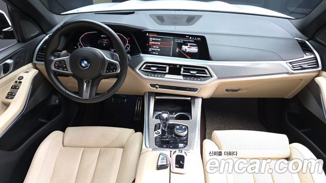 BMW X5 2021 — photo 10