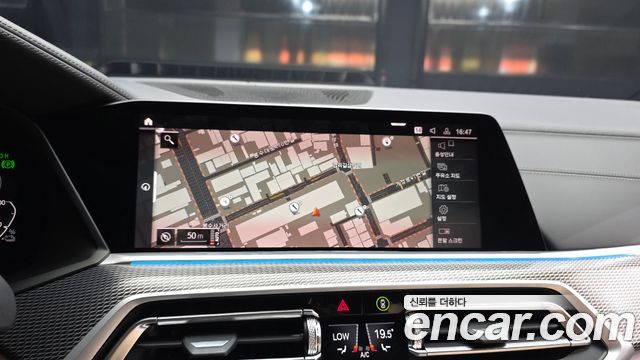 BMW X5 2021 — photo 20