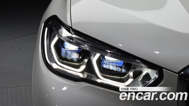 BMW X5 2021 — photo 8