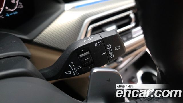 BMW X5 2021 — photo 29