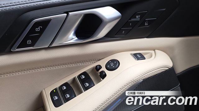 BMW X5 2021 — photo 30