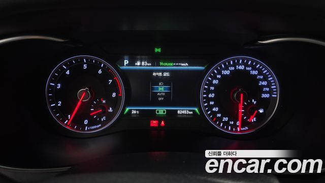 Genesis G70 2019 — photo 8