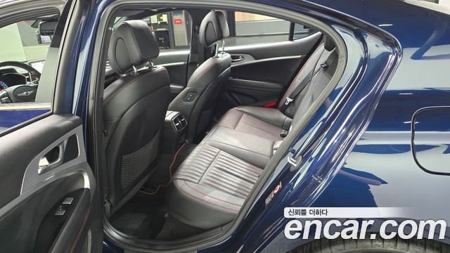Genesis G70 2019 — photo 11