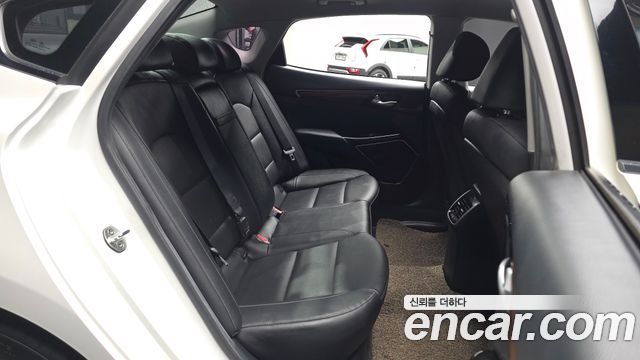 Kia K7 2017 — photo 12