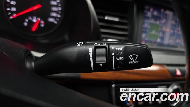 Kia K7 2017 — photo 16
