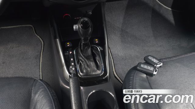 Kia Porte 2012 — photo 12