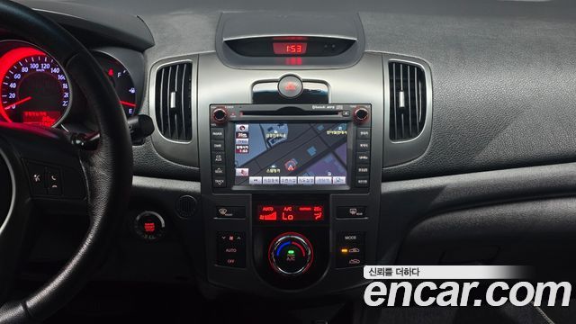 Kia Porte 2012 — photo 19
