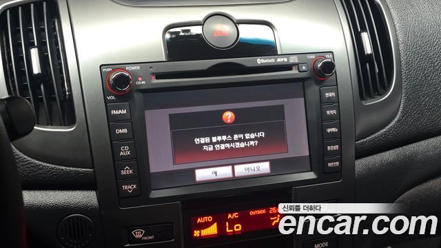 Kia Porte 2012 — photo 22