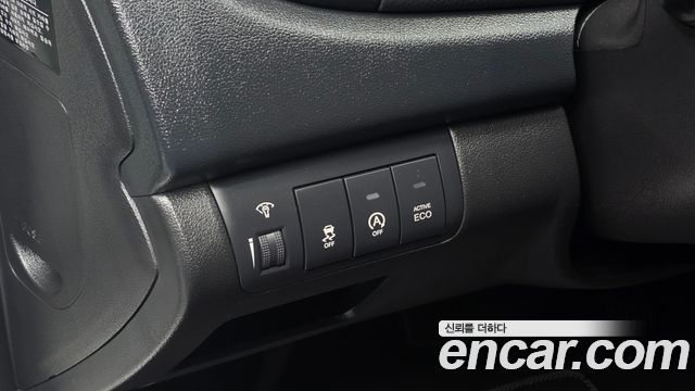 Kia Porte 2012 — photo 26