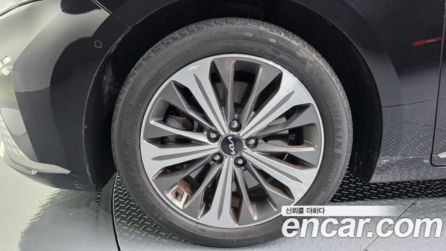 Kia K8 2022 — photo 5