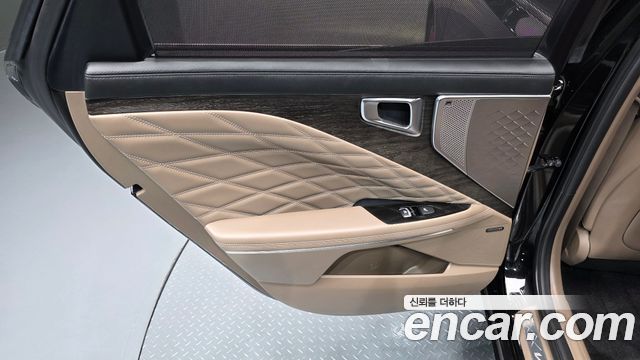 Kia K8 2022 — photo 15