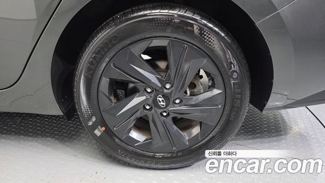 Hyundai AVANTE 2023 — photo 5