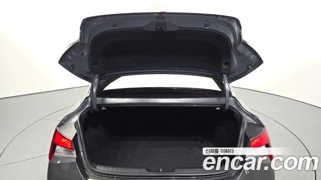 Hyundai AVANTE 2023 — photo 26