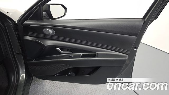 Hyundai AVANTE 2023 — photo 14