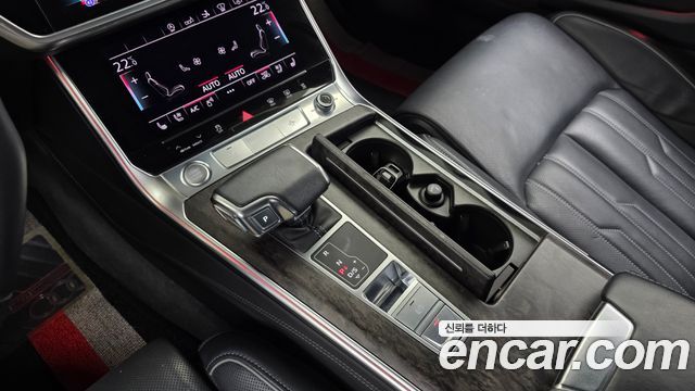 Audi A7 2020 — photo 12