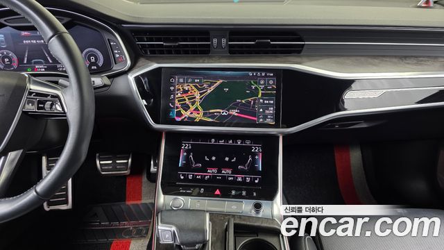 Audi A7 2020 — photo 20