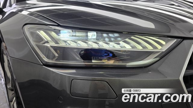 Audi A7 2020 — photo 8
