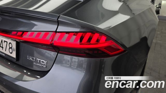 Audi A7 2020 — photo 9