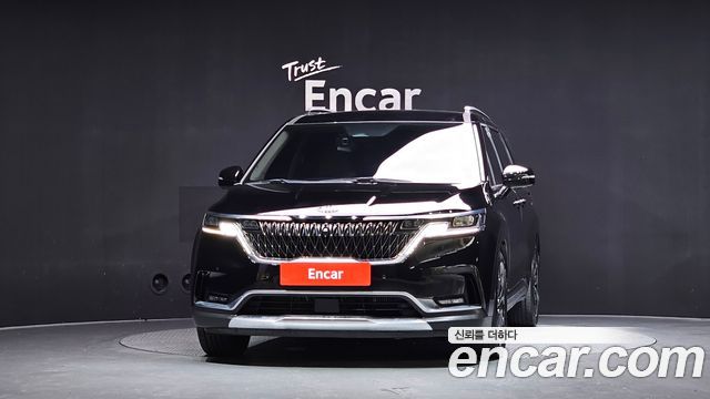 Kia Canival 2021 — photo 3